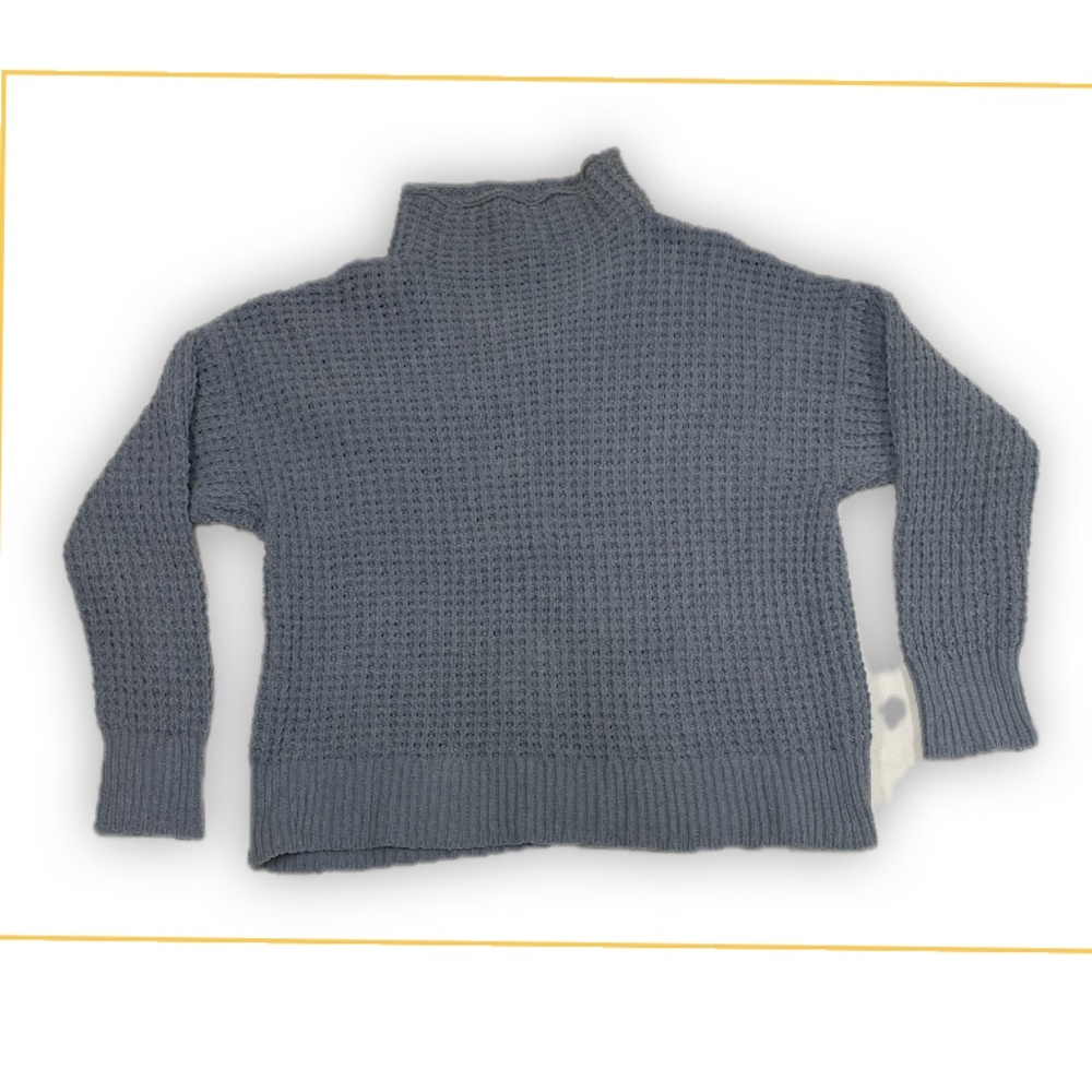 American Eagle Sweater, light blue, size medium